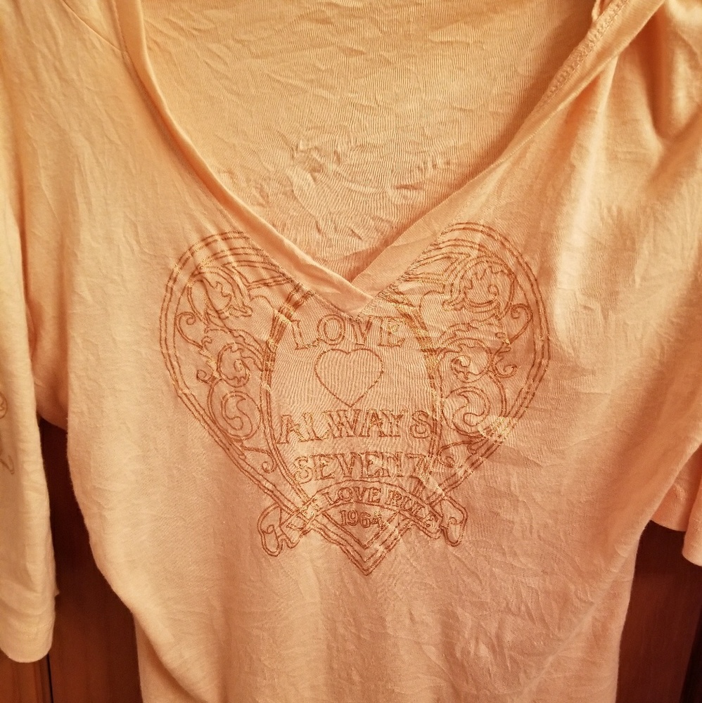 Seven Hoodie (peach/rose gold)